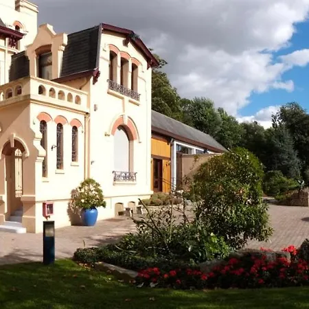 Bed & Breakfast Le Manoir De La Mantille Caudry