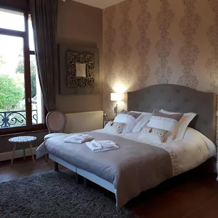 B&B Le Manoir De La Mantille 코드리