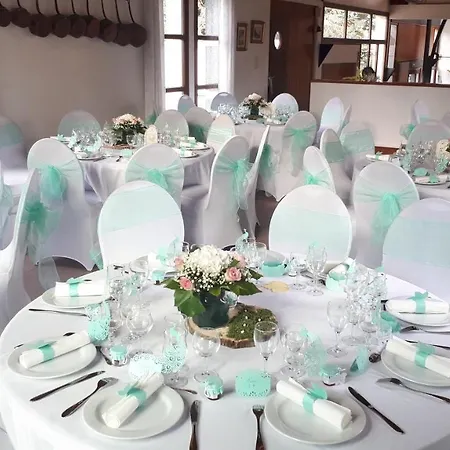 Le Manoir De La Mantille Bed & Breakfast 4*