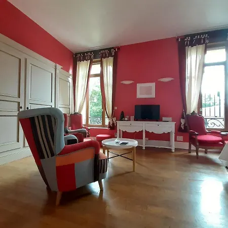 Le Manoir De La Mantille 4*