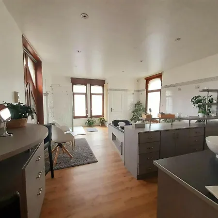 Le Manoir De La Mantille 住宿加早餐酒店 4*