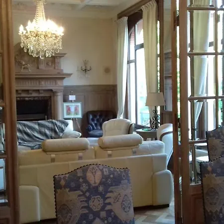 Le Manoir De La Mantille 4*