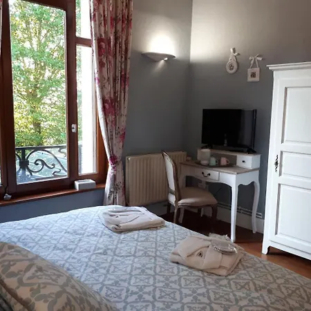 Le Manoir De La Mantille 4*