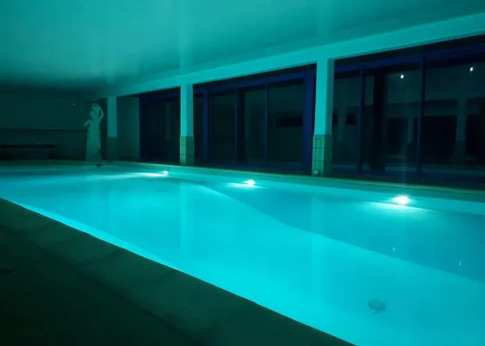 Le Manoir De La Mantille 4*